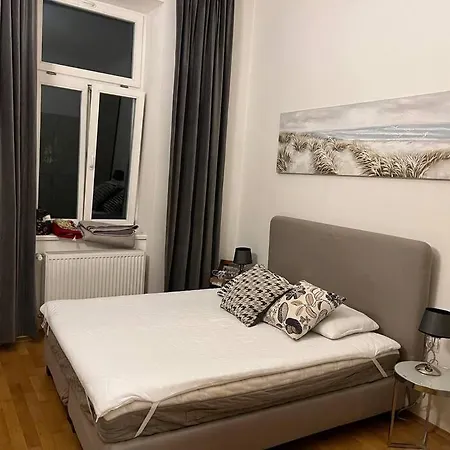 Apartment Rumunska Close To Ip Pavlova *